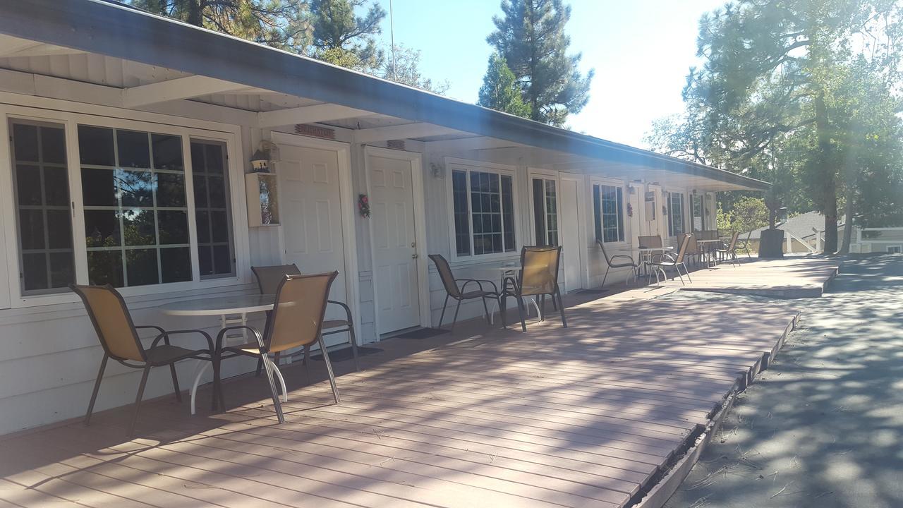 Bluebird Cottage Inn Idyllwild Bagian luar foto